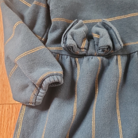 Carter's Blue With Golden Striped Pleated Dress with Puff Long Sleeves 12 Months - Picture 6 of 17